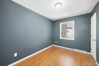 809 Lightwood Drive, Hazelwood, MO 63042 - Photo 9
