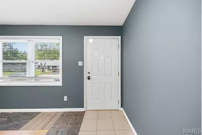 809 Lightwood Drive, Hazelwood, MO 63042 - Photo 5