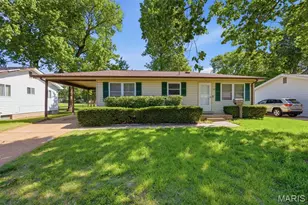 809 Lightwood Dr, Hazelwood, MO 63042 - Photo 3