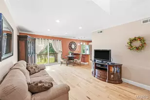 689 Sugar Trail Ct, Saint Peters, MO 63376 - Photo 7