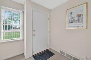 11147 Olive Blvd, Creve Coeur, MO 63141 - Photo 5