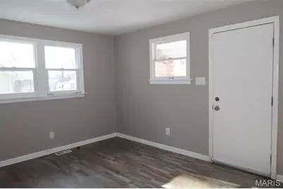 5460 Hamilton Avenue, Jennings, MO 63136 - Photo 3