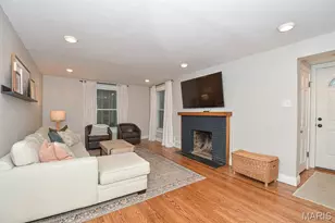 10014 N Marlene Dr, Saint Louis, MO 63123 - Photo 9