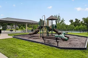 979 Crestwood Ln, O'Fallon, MO 63366 - Photo 47