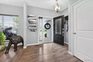 979 Crestwood Ln, O'Fallon, MO 63366 - Photo 3