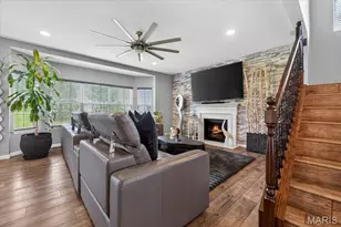 979 Crestwood Ln, O'Fallon, MO 63366 - Photo 7