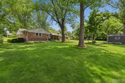 527 Fairways Circle, Creve Coeur, MO 63141 - Photo 29