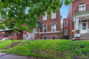 739 Dover Pl, Saint Louis, MO 63111 - Photo 3