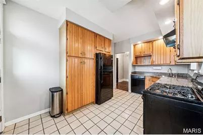 739 Dover Place, Saint Louis, MO 63111 - Photo 13