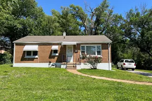 4198 Wright Ave, Saint Ann, MO 63074 - Photo 1