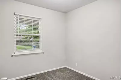 1440 Burning Tree Drive, Florissant, MO 63033 - Photo 7