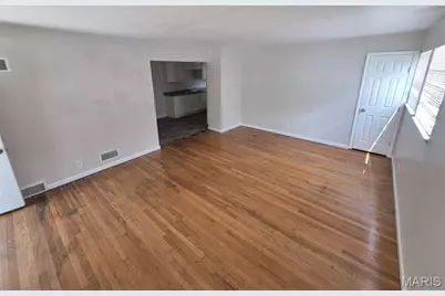 1201 June Avenue, Saint Louis, MO 63138 - Photo 3
