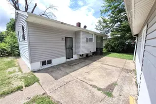 1201 June Ave, Saint Louis, MO 63138 - Photo 21