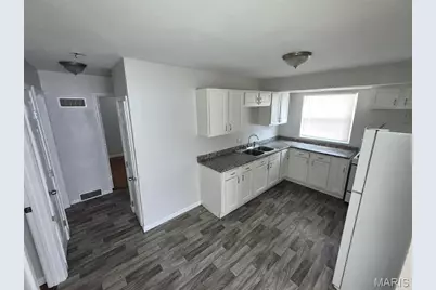 1201 June Avenue, Saint Louis, MO 63138 - Photo 5