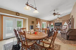 12126 Meade Dr, Wright City, MO 63390 - Photo 9