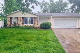 111 Park Charles Blvd N, Saint Peters, MO 63376 - Photo 1