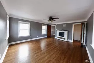 7219 Canterbury Dr, Saint Louis, MO 63121 - Photo 21