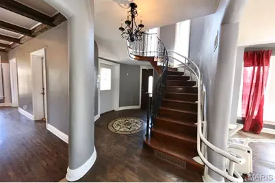 7219 Canterbury Drive, Saint Louis, MO 63121 - Photo 11