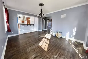 7219 Canterbury Dr, Saint Louis, MO 63121 - Photo 17