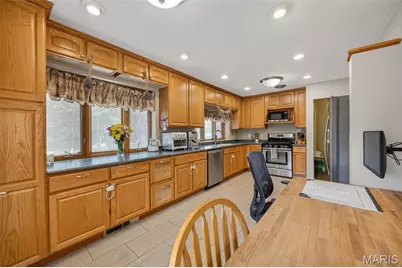 6400 Myrlette Court, Saint Louis, MO 63116 - Photo 21