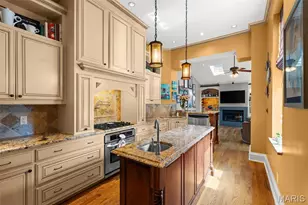 1911 Hickory St, Saint Louis, MO 63104 - Photo 17