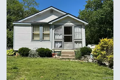 2517 Spencer Avenue, Saint Louis, MO 63114 - Photo 1