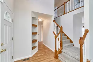 7 Winter River Ct, Fenton, MO 63026 - Photo 5
