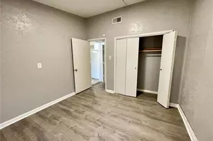 1132 Lakeview Ave, Saint Louis, MO 63138 - Photo 9
