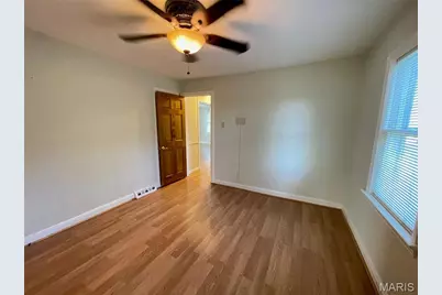 9855 Green Valley Drive, Saint Louis, MO 63136 - Photo 11