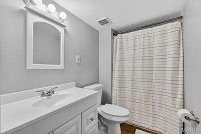 15420 Country Ridge Drive, Chesterfield, MO 63017 - Photo 23