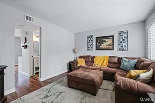 10694 Carroll Wood Way, Saint Louis, MO 63128 - Photo 5
