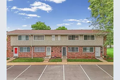 10694 Carroll Wood Way, Saint Louis, MO 63128 - Photo 1