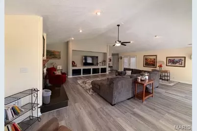 2810 East Old Oak Road, Poplar Bluff, MO 63901 - Photo 17