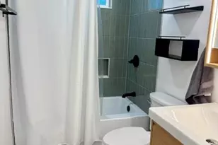 1460 St Louis St, Florissant, MO 63033 - Photo 9