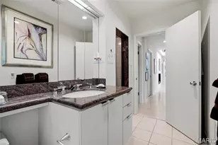 9005 Greenridge Dr, Richmond Heights, MO 63117 - Photo 25