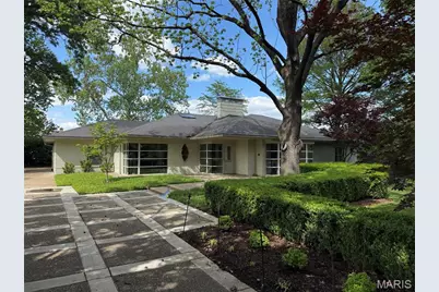 9005 Greenridge Drive, Richmond Heights, MO 63117 - Photo 1