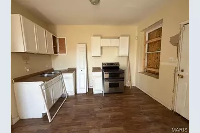 5651 Wells Avenue, Saint Louis, MO 63112 - Photo 9