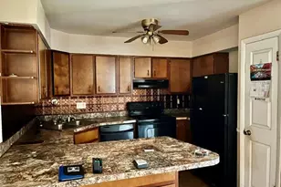 8755 Sieloff Dr, Hazelwood, MO 63042 - Photo 7