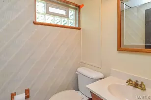 8720 Brookview Dr, Crestwood, MO 63126 - Photo 33