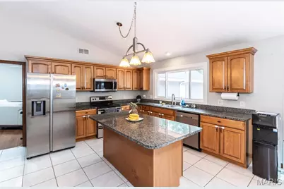 15875 Kettington Road, Chesterfield, MO 63017 - Photo 23