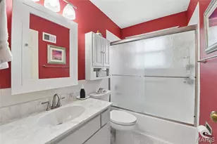 13116 Huntercreek Ridge Rd, Des Peres, MO 63131 - Photo 25