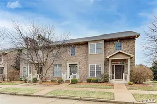 512 Queens Ct Pl, Saint Peters, MO 63376 - Photo 1