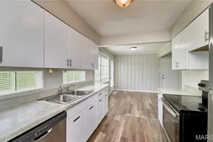 1751 June Dr, Saint Louis, MO 63138 - Photo 13