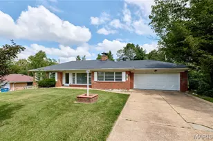 1751 June Dr, Saint Louis, MO 63138 - Photo 3