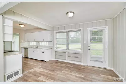 1751 June Drive, Saint Louis, MO 63138 - Photo 17