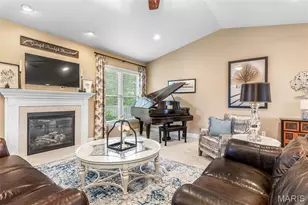 647 Alsace Dr, Pevely, MO 63070 - Photo 3