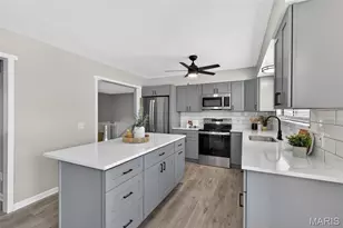 940 Ampere Ct, Lake Saint Louis, MO 63367 - Photo 9