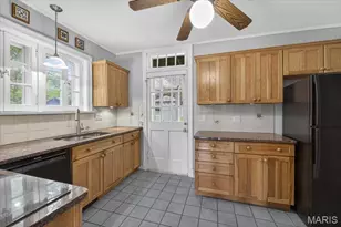 7222 Maryland Ave, Saint Louis, MO 63130 - Photo 17