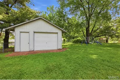 20 W Ofallon Drive, O'Fallon, MO 63366 - Photo 37