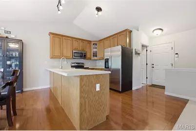 20 W Ofallon Drive, O'Fallon, MO 63366 - Photo 11